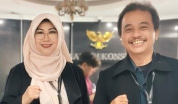 Polemik Ijazah dan Perjuangan Hukum dr. Tifa serta Roy Suryo
